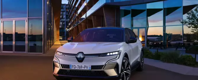 Der neue Renault Mégane E-TECH Electric 100% elektrisch, exklusives Design. Eine neue Generation der Elektromobilität.